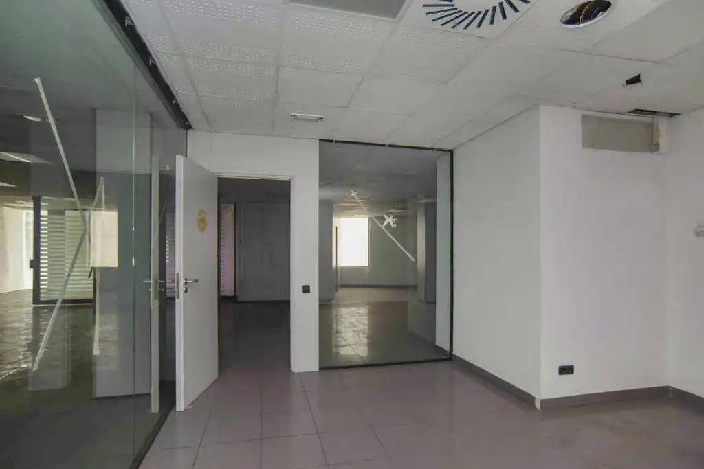 Local comercial en venda a Av Roma, imagen 16