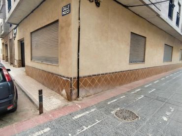 Locale commerciale in vendita a Calle del Museo 7