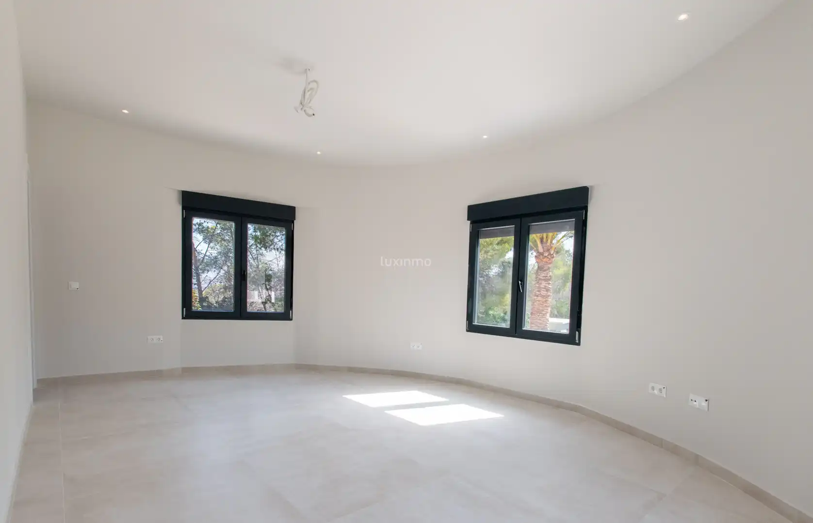 Living room of Houses for sale in L'Alfàs del Pi  with Air Conditioner, Terrace and Storage room