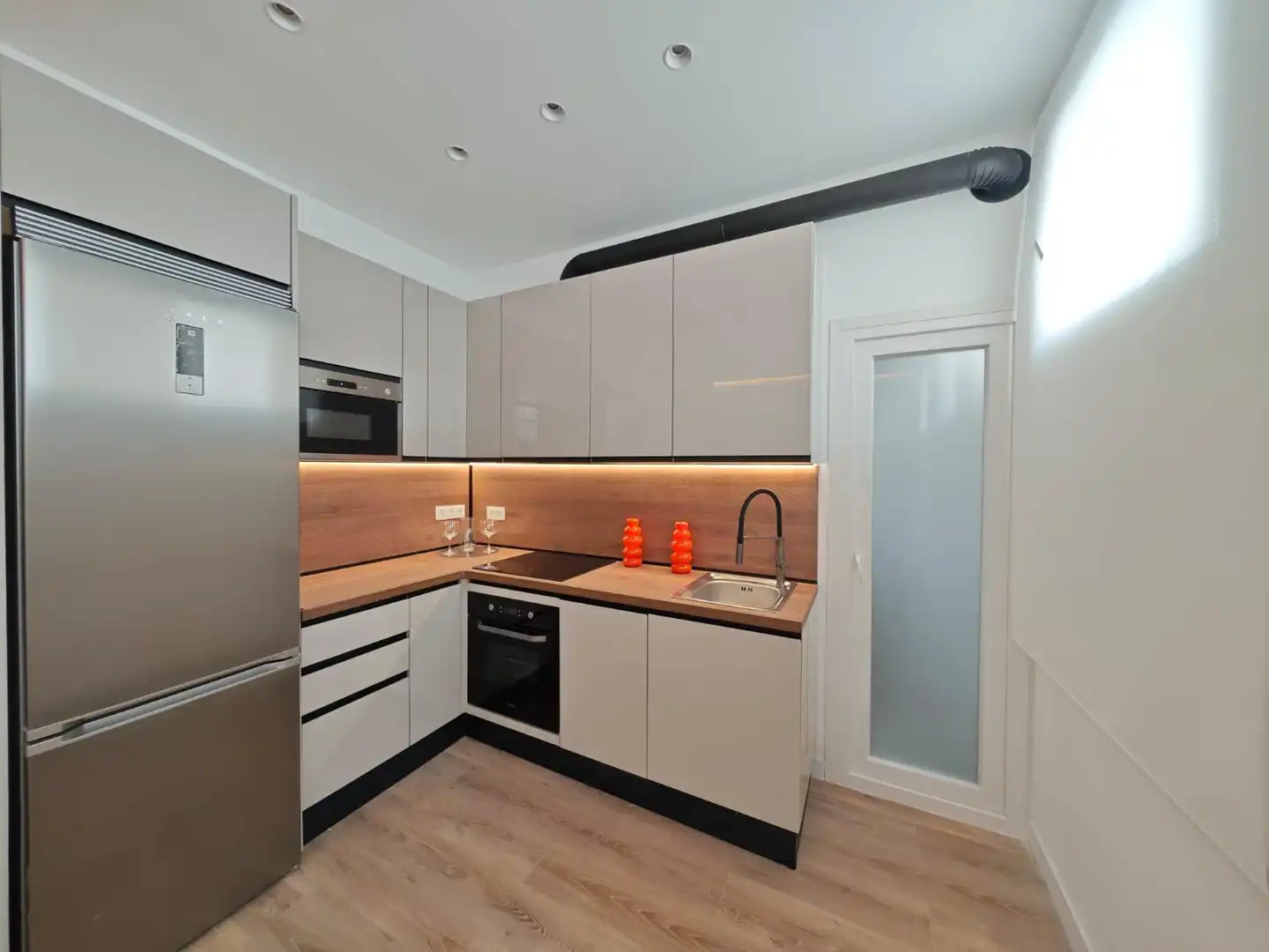Cocina de Planta baja en venta en Madrid con Aire acondicionado y Calefacción