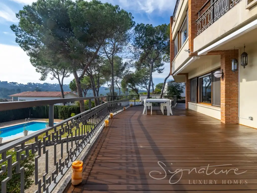 Terraza de Casa o chalet en venta en Sant Cugat del Vallès con Calefacción, Jardín privado y Terraza