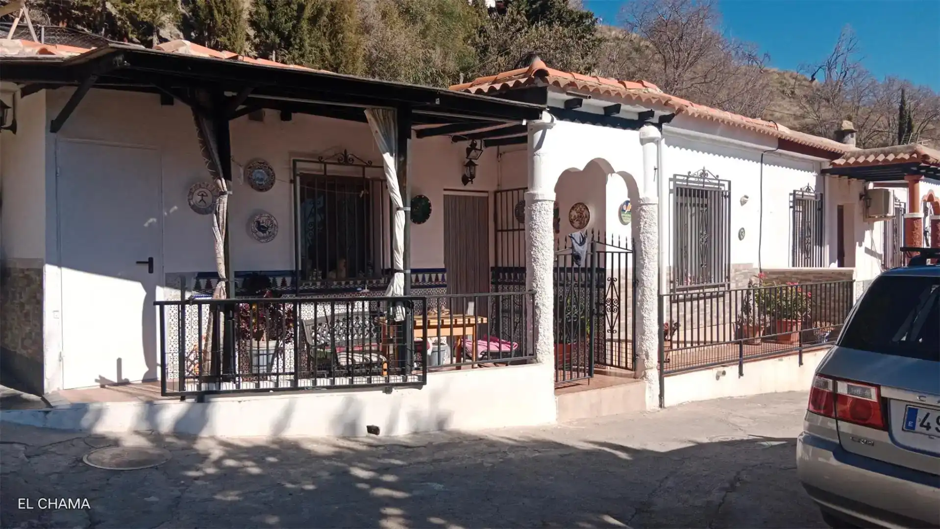 Vista exterior de Planta baja en venta en Válor con Trastero