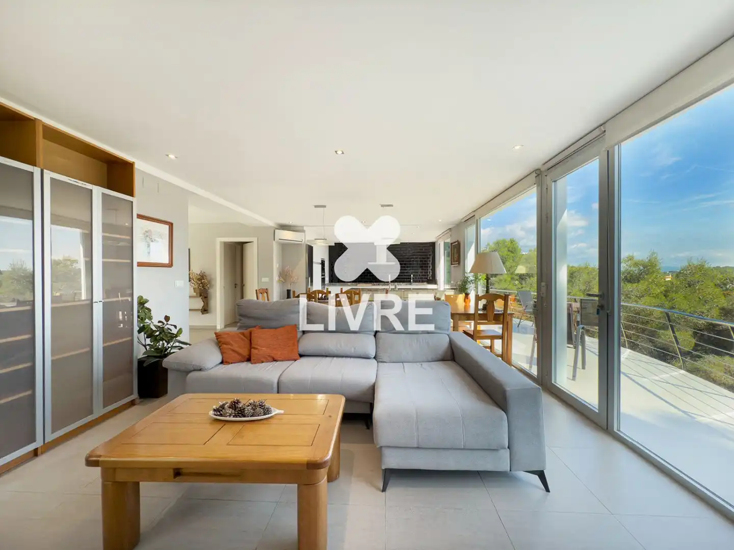 Sala de estar de Casa o chalet en venta en Cunit con Aire acondicionado, Calefacción y Piscina