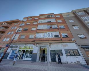 Vista exterior de Pis en venda en Valladolid Capital