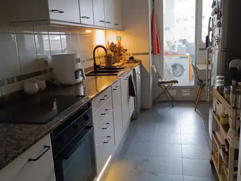 Cocina de Piso en venta en  Valencia Capital con Piscina y Balcón