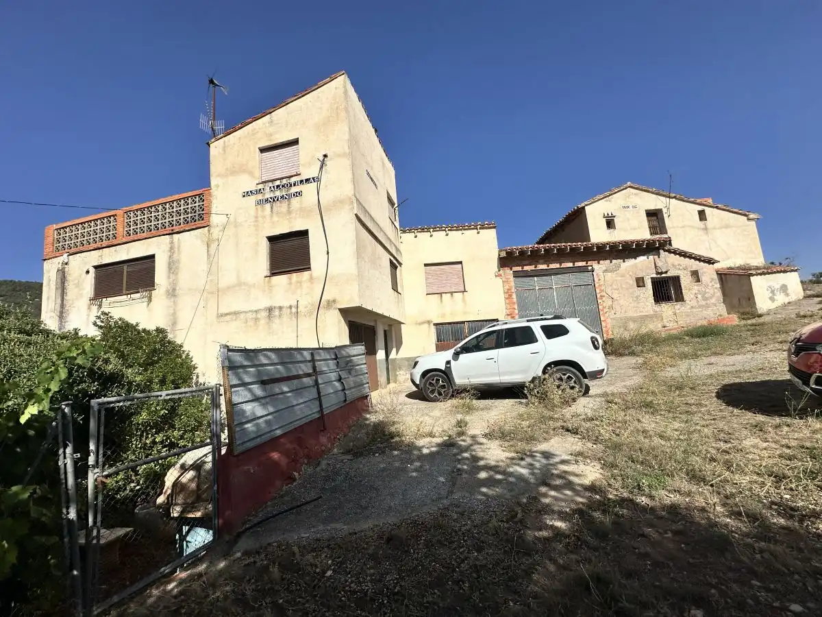 Vista exterior de Casa o chalet en venta en El Toro con Calefacción, Terraza y Trastero