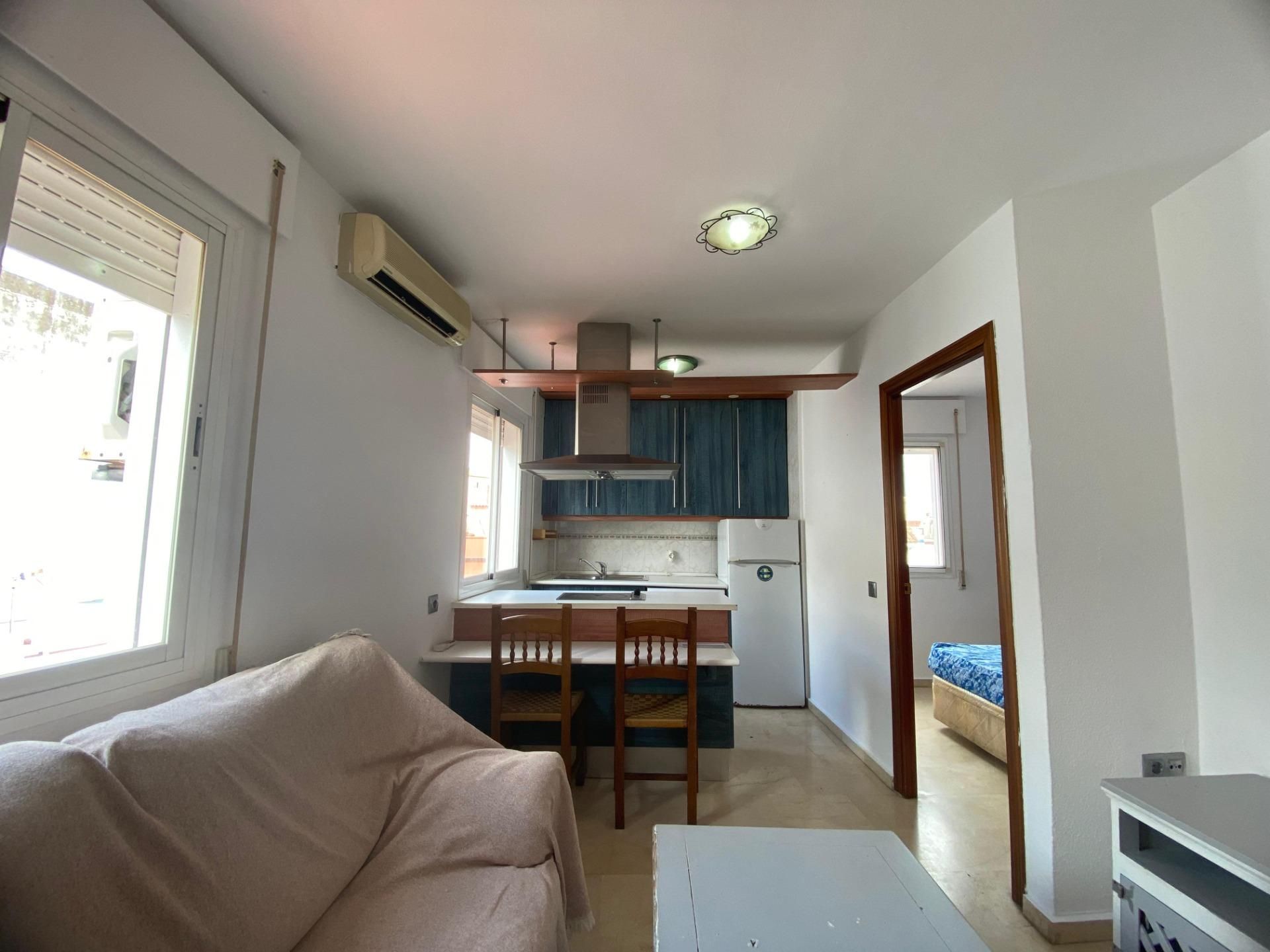 Kitchen of Flat for sale in Algeciras  with Terrace