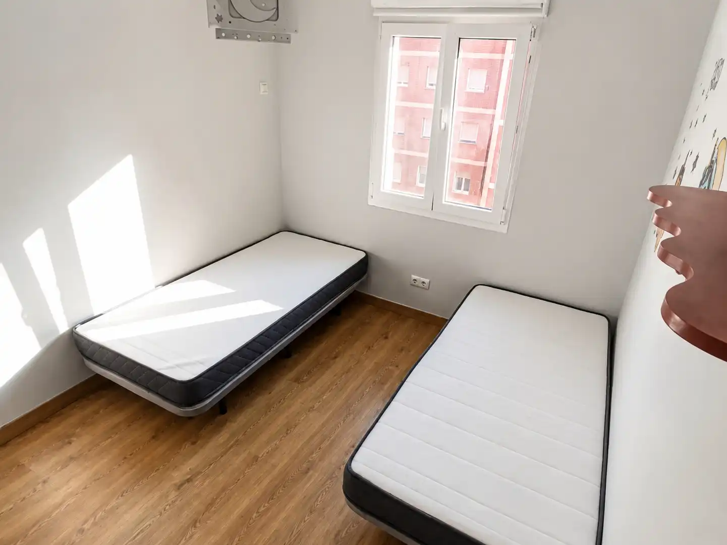 Flat for rent in Paseo de Altamira, Los Castros