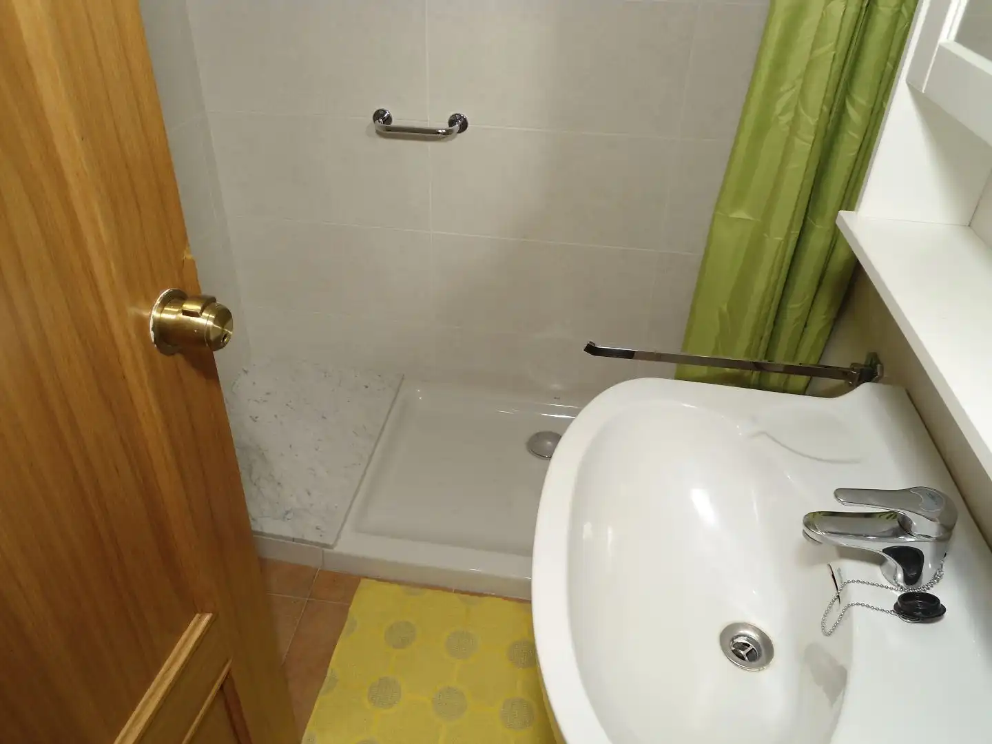 Flat with lift to rent in Carrer Font d'en Lleres 3, imagen 4