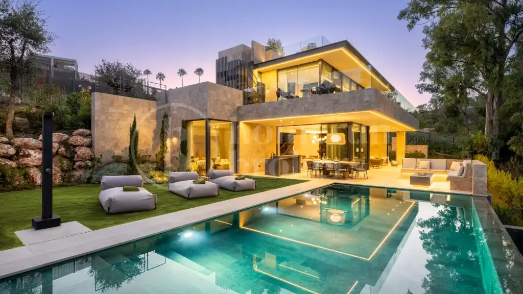 Chalet con piscina en venta en Nueva Andalucía, imagen 6