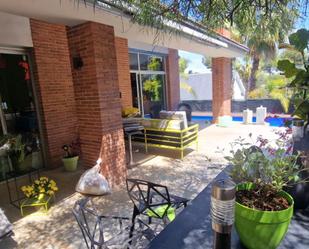 Terrassa de Casa o xalet en venda en Castelldefels amb Aire condicionat, Calefacció i Jardí privat