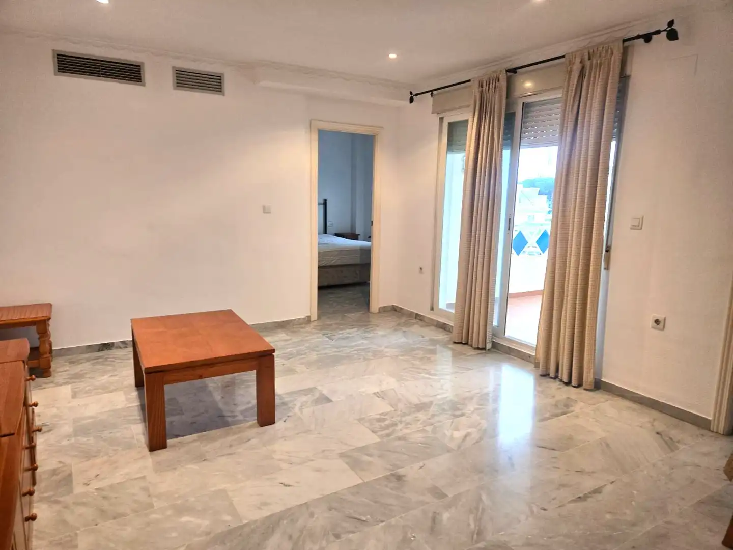 Piso en venta en Marbella con Aire acondicionado, Jardín privado y Terraza