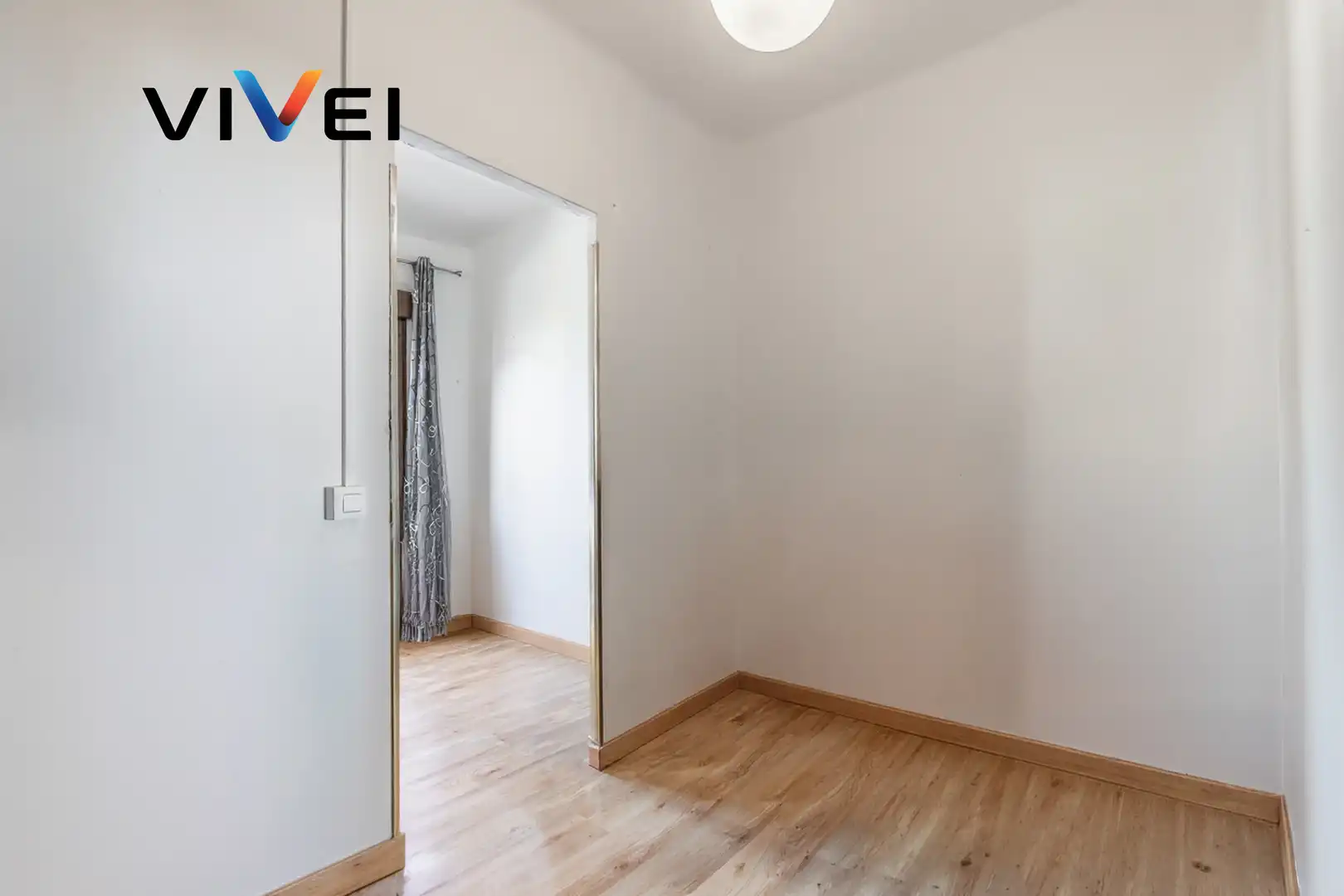 Habitación de Piso en venta en Madrid con Calefacción y Balcón