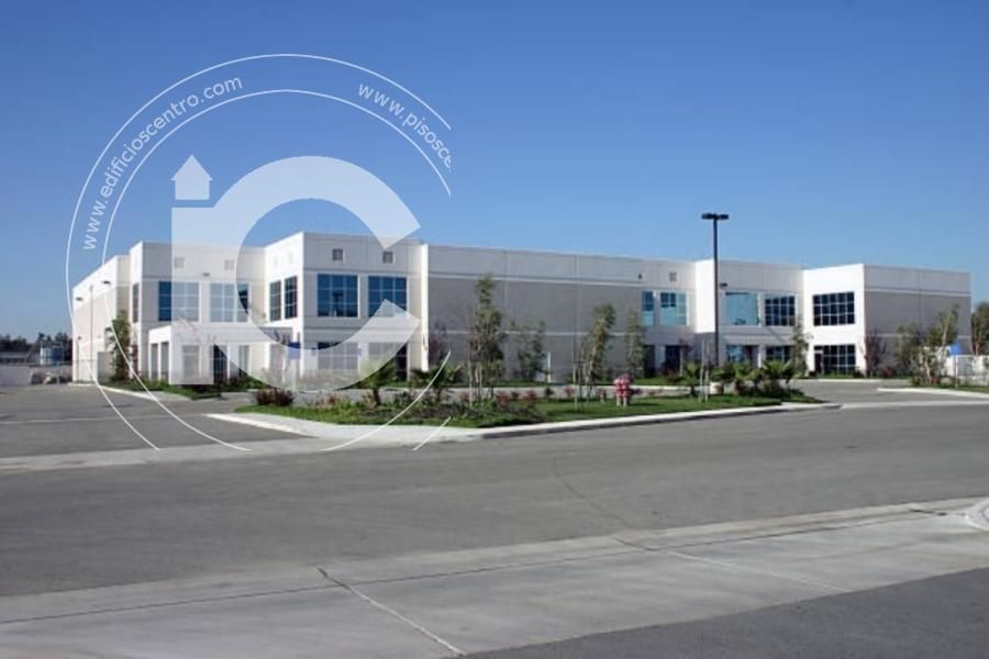 Vista exterior de Nau industrial de lloguer en Escúzar