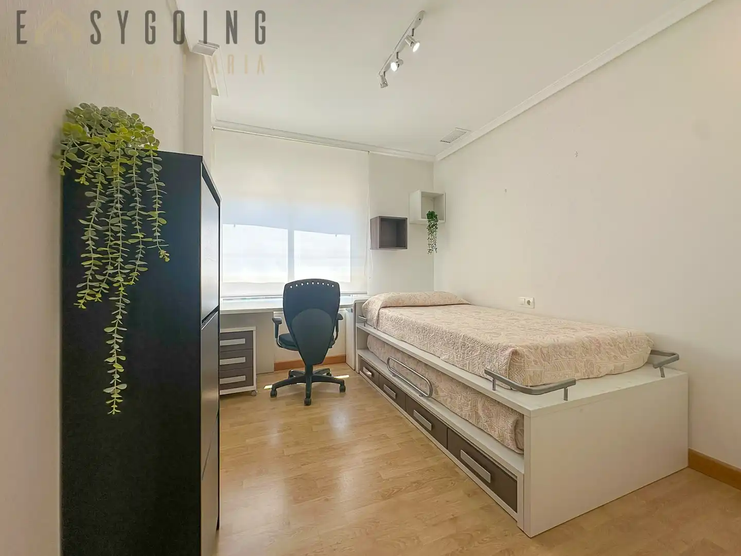 Piso con terraza en venta en Carrer Caritat 40, imagen 16