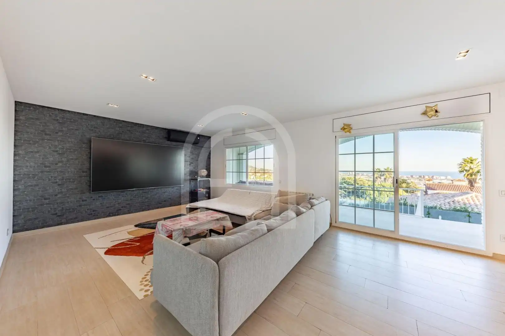 Sala de estar de Casa o chalet en venta en Premià de Dalt con Aire acondicionado, Calefacción y Jardín privado