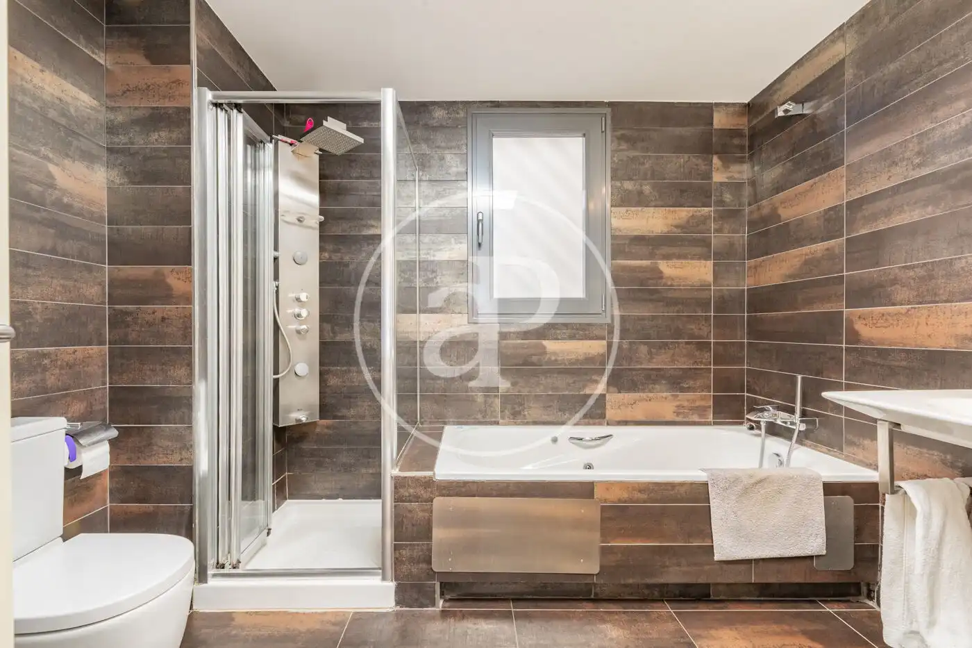 Bany de Pis en venda en Madrid amb Aire condicionat, Calefacció i Traster