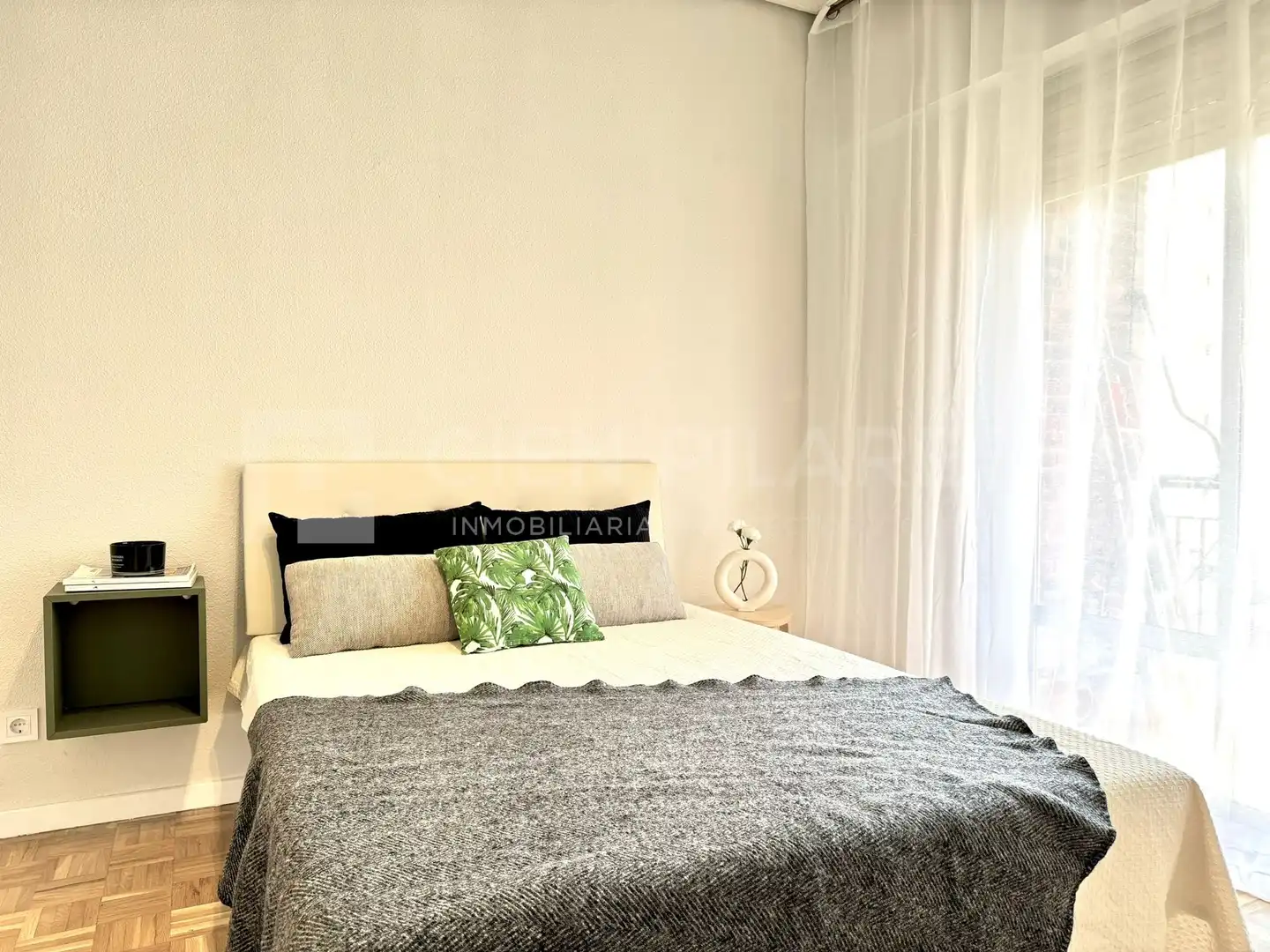 Room in Calle Fundición, Gran Via