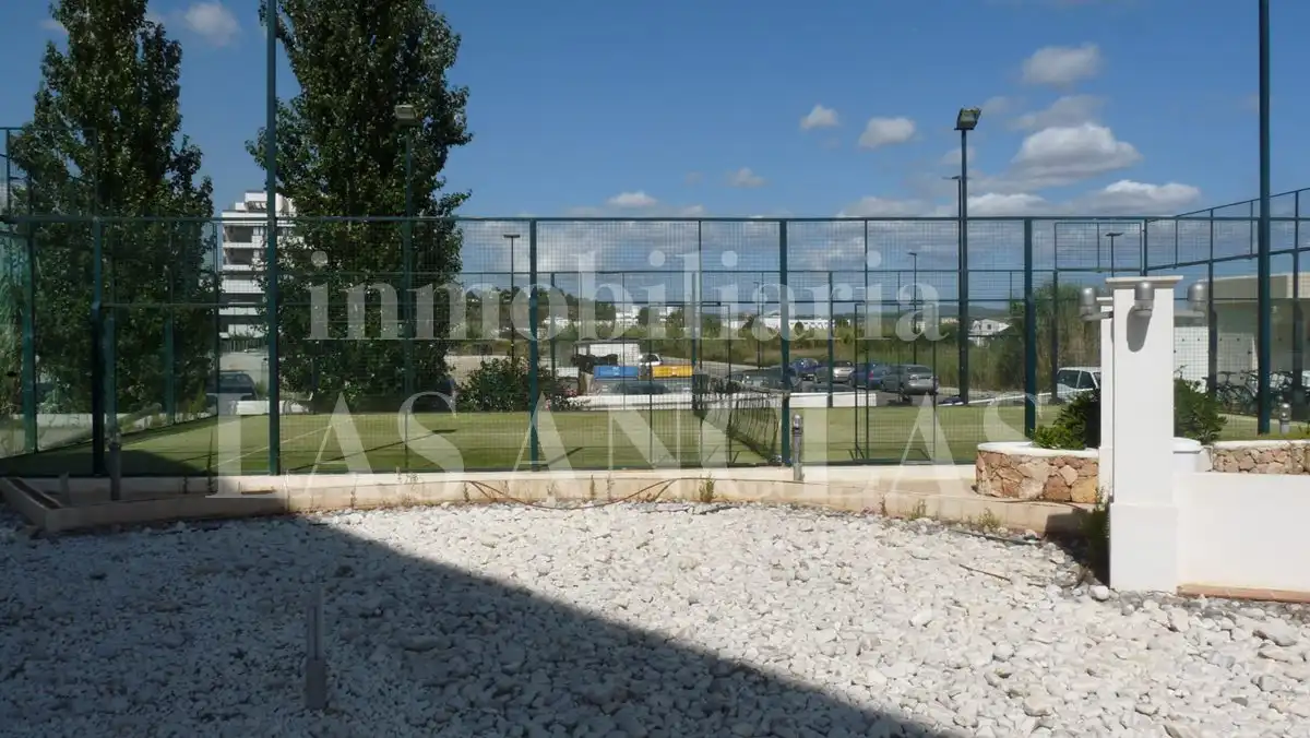 Pis amb piscina en venda a Marina Botafoc - Platja de Talamanca, imagen 2
