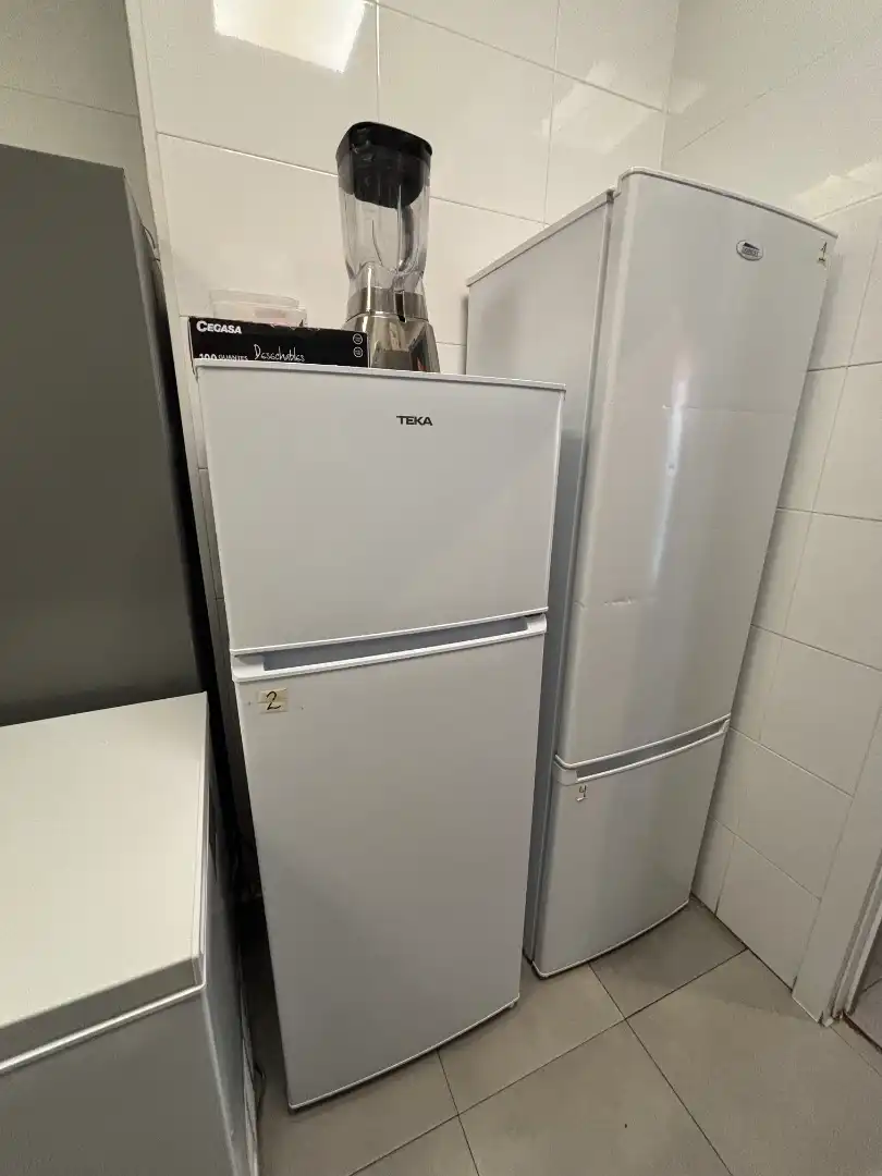 Vista exterior de Local en traspaso en Madrid con Aire acondicionado, Internet y Alarma