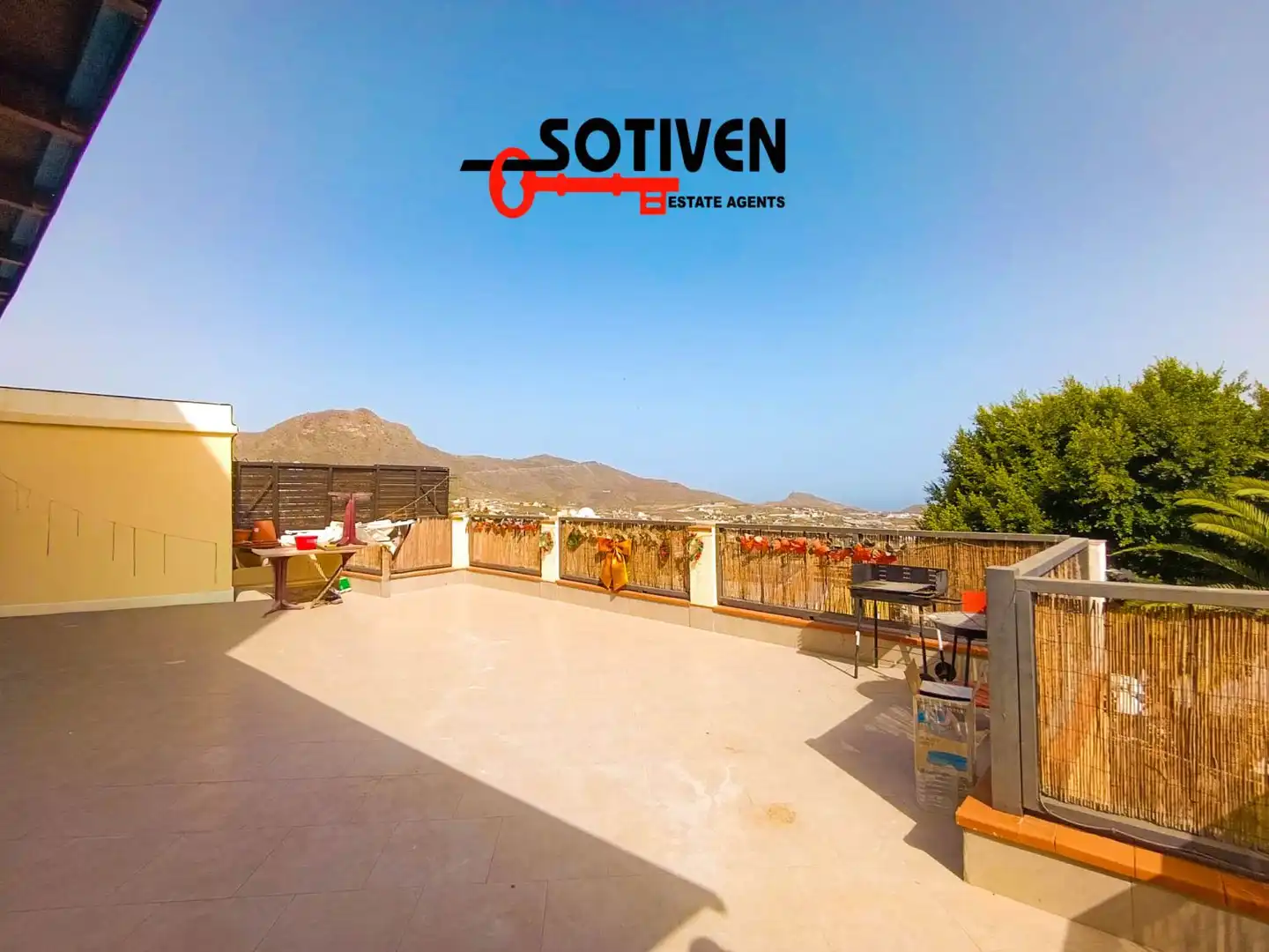 Vista exterior de Apartamento en venta en Arona con Terraza