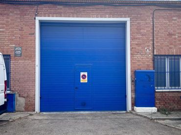 Industrial building for sale in Parque Cataluña