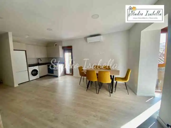 Kitchen of Flat for share in Toledo  with Air Conditioner, Heating and Furnished