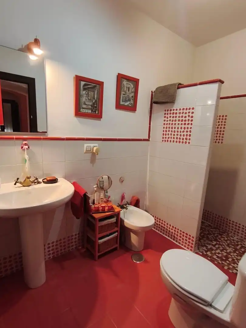 Bathroom of Houses for sale in Mairena del Alcor  with Air Conditioner and Heating