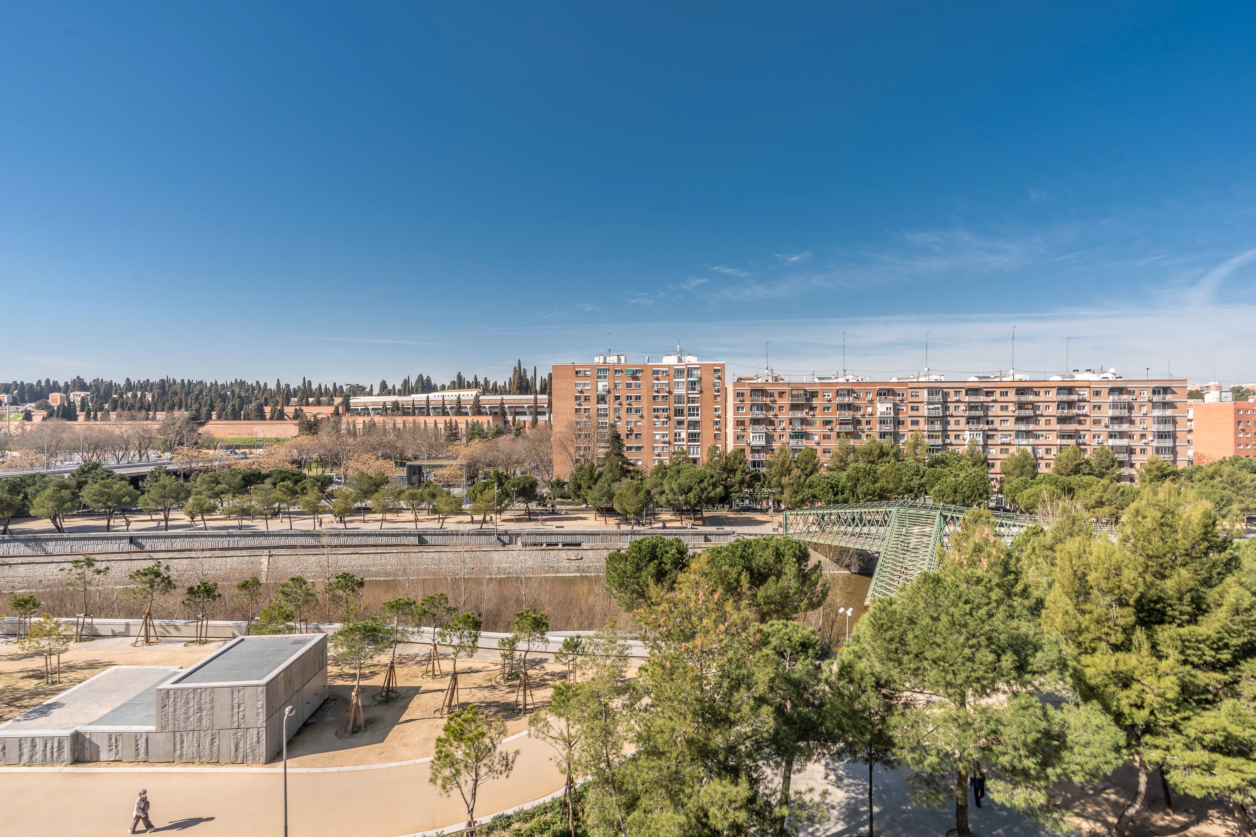 Vista exterior de Pis en venda en  Madrid Capital amb Aire condicionat, Calefacció i Terrassa