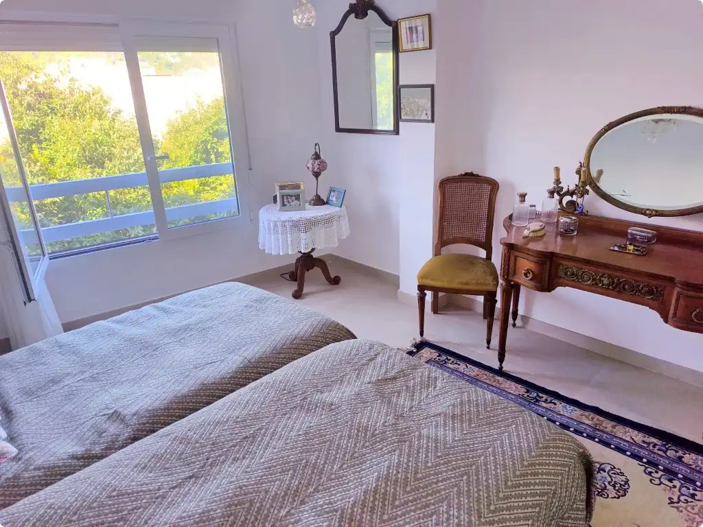 Habitación de Piso en venta en Oliva con Aire acondicionado y Balcón