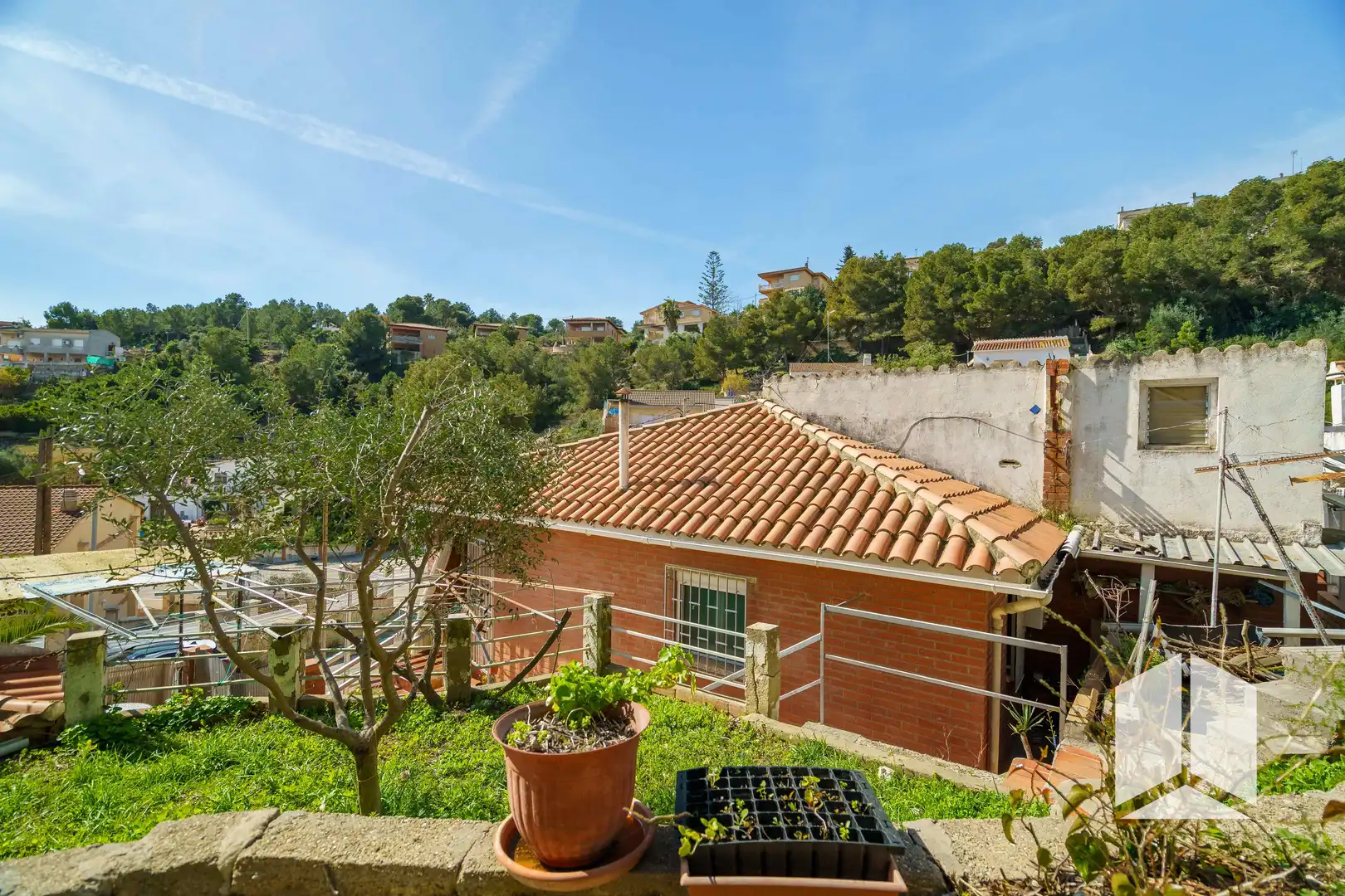 Vista exterior de Casa o chalet en venta en La Bisbal del Penedès con Trastero y Balcón