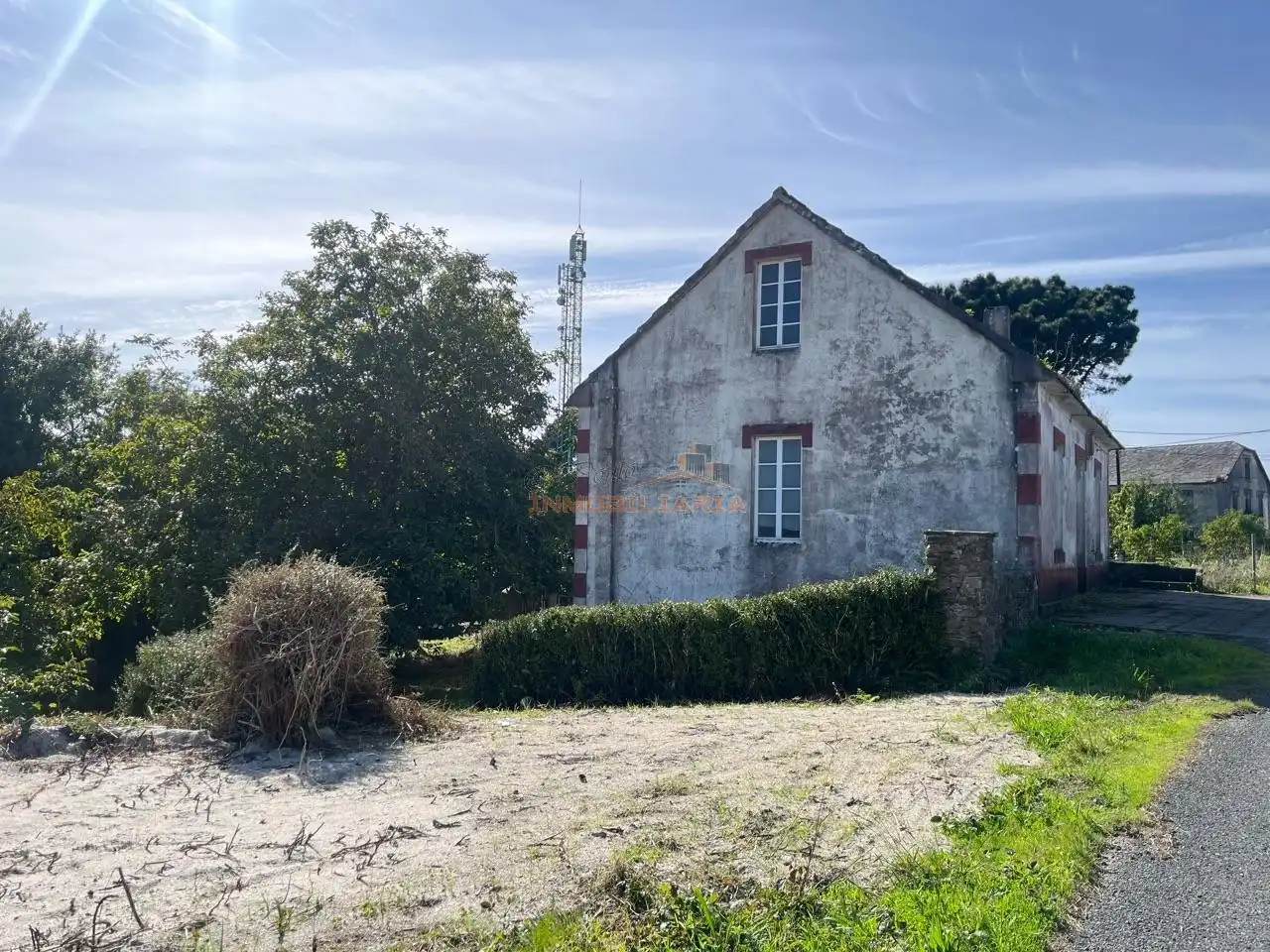 Casa amb jardí en venda a Cedeira