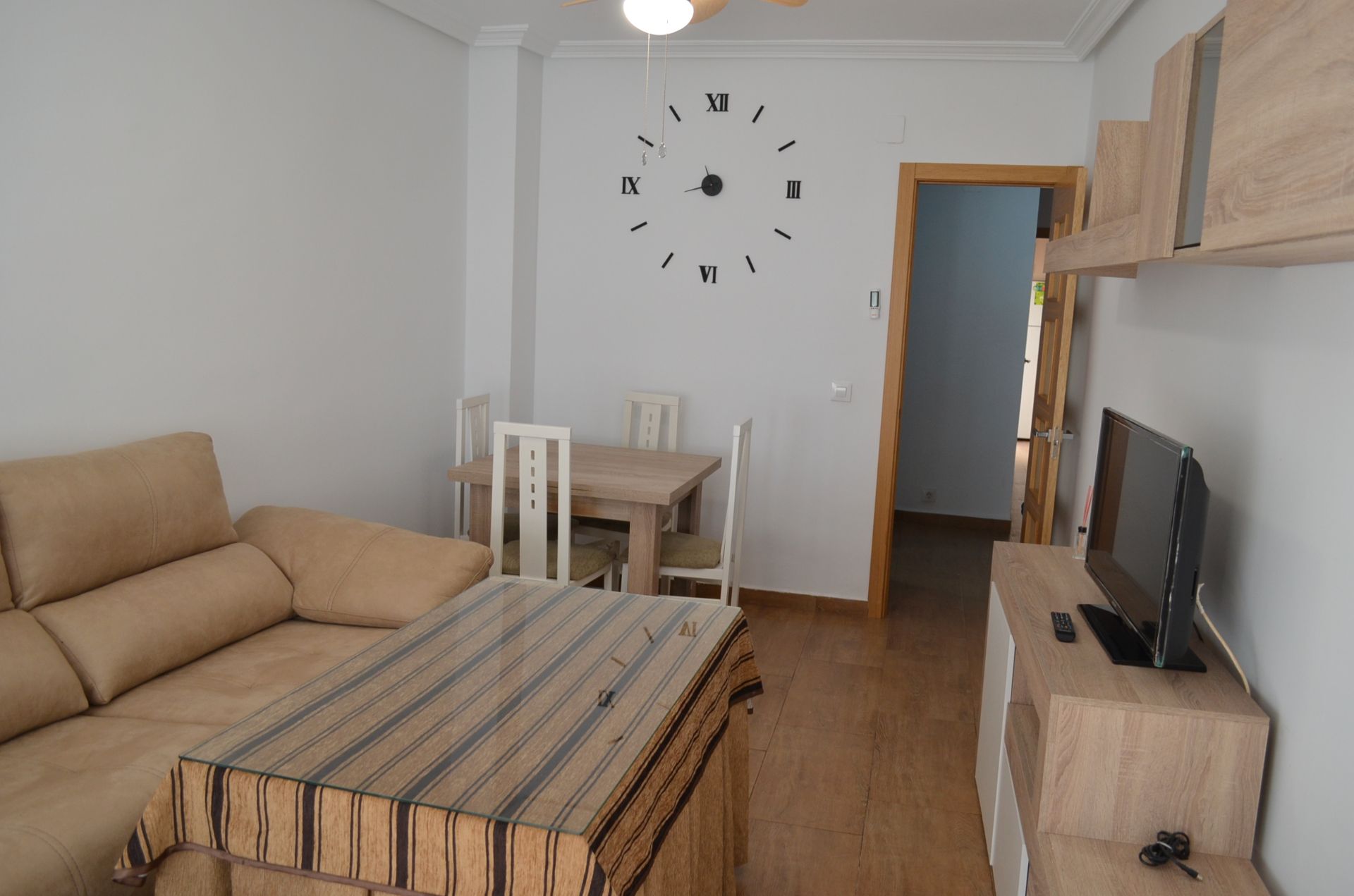 Dormitori de Pis en venda en Plasencia amb Aire condicionat i Moblat