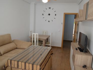Piso en venta en Calle Luis de Morales 33