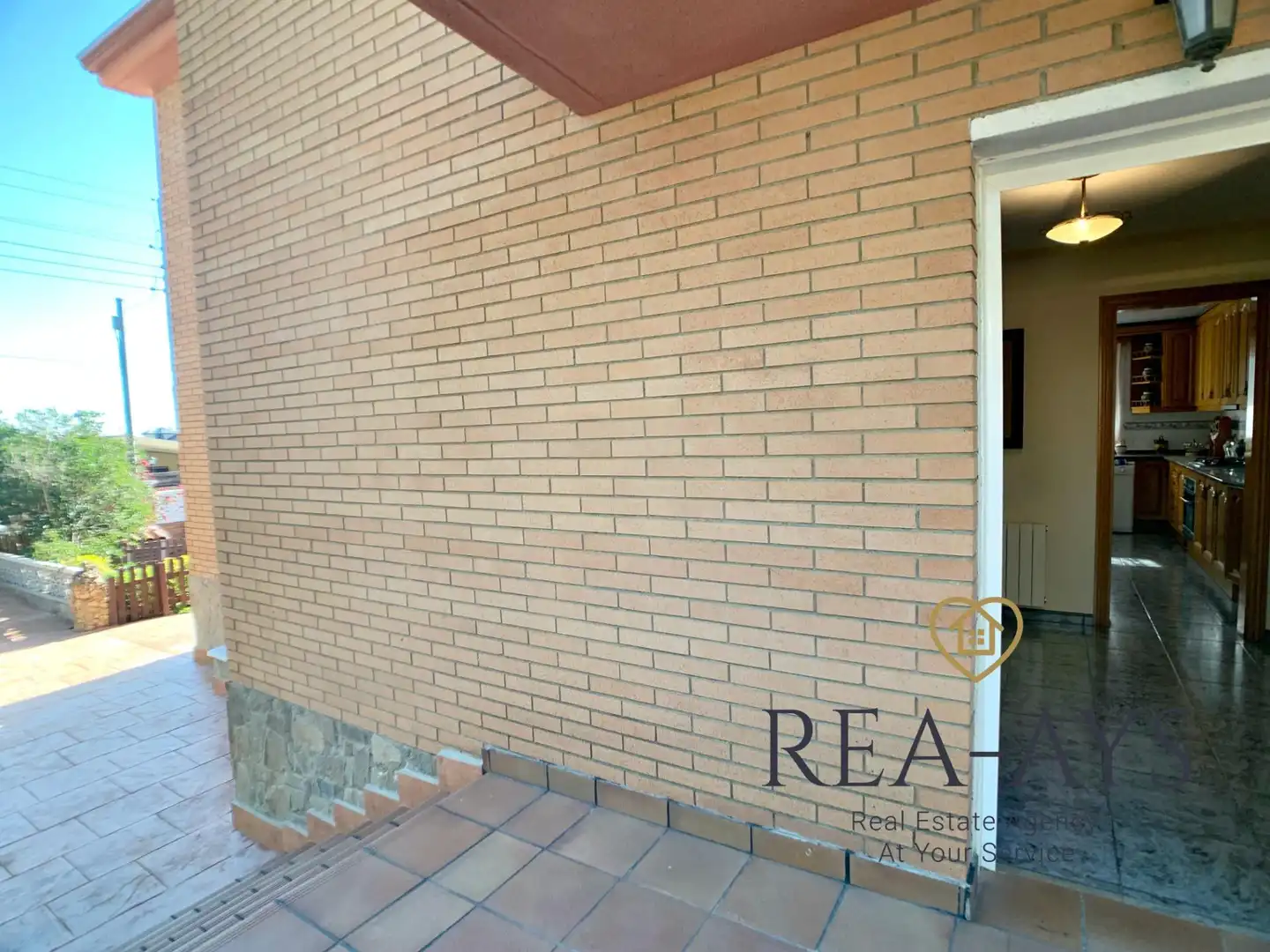 Vista exterior de Casa o chalet en venta en Vallirana con Jardín privado, Terraza y Trastero
