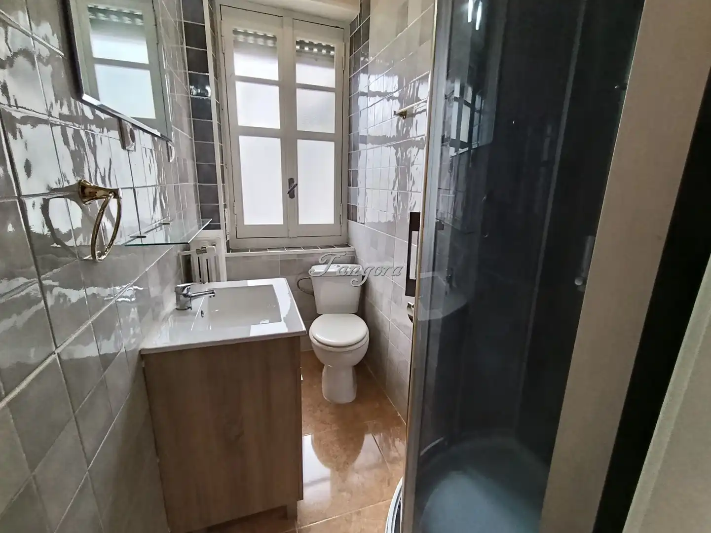 Baño de Piso de alquiler en Getxo  con Calefacción, Parquet y Horno