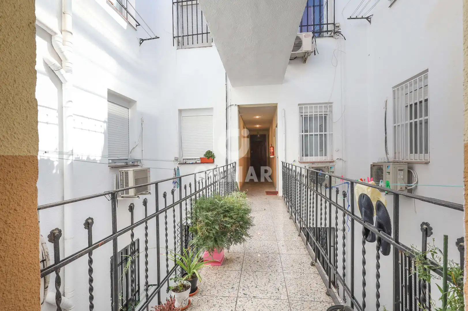 Vista exterior de Piso en venta en Madrid con Calefacción