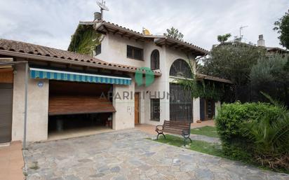 Jardí de Casa o xalet en venda en Sant Cugat del Vallès amb Aire condicionat, Terrassa i Piscina