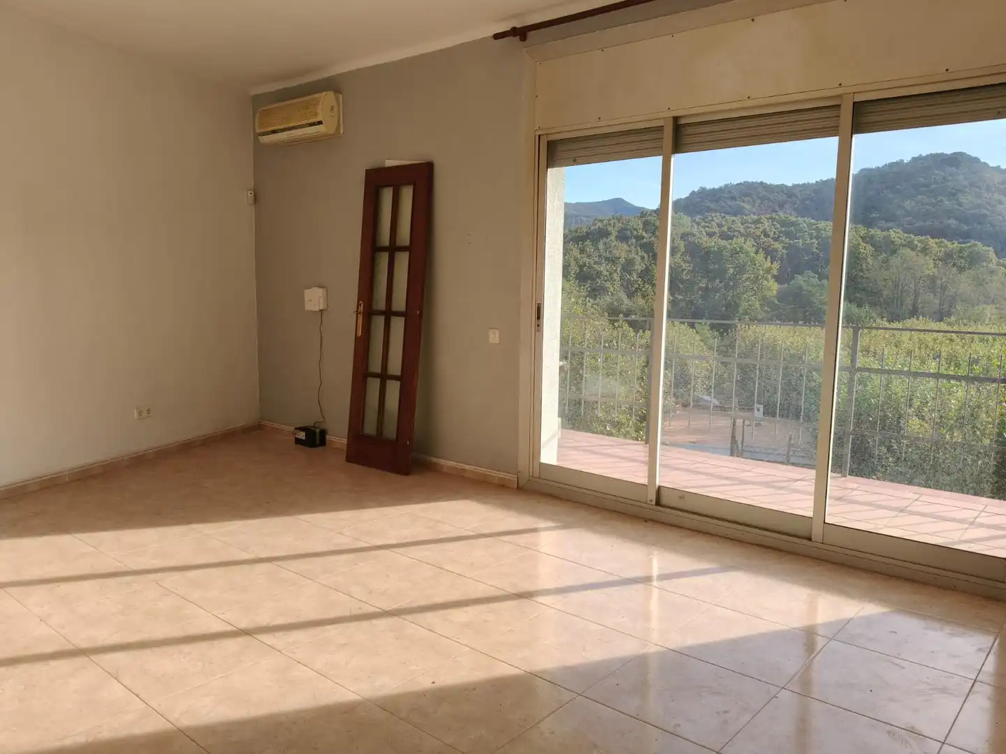 Flat with terrace for sale in Avinguda Maresme