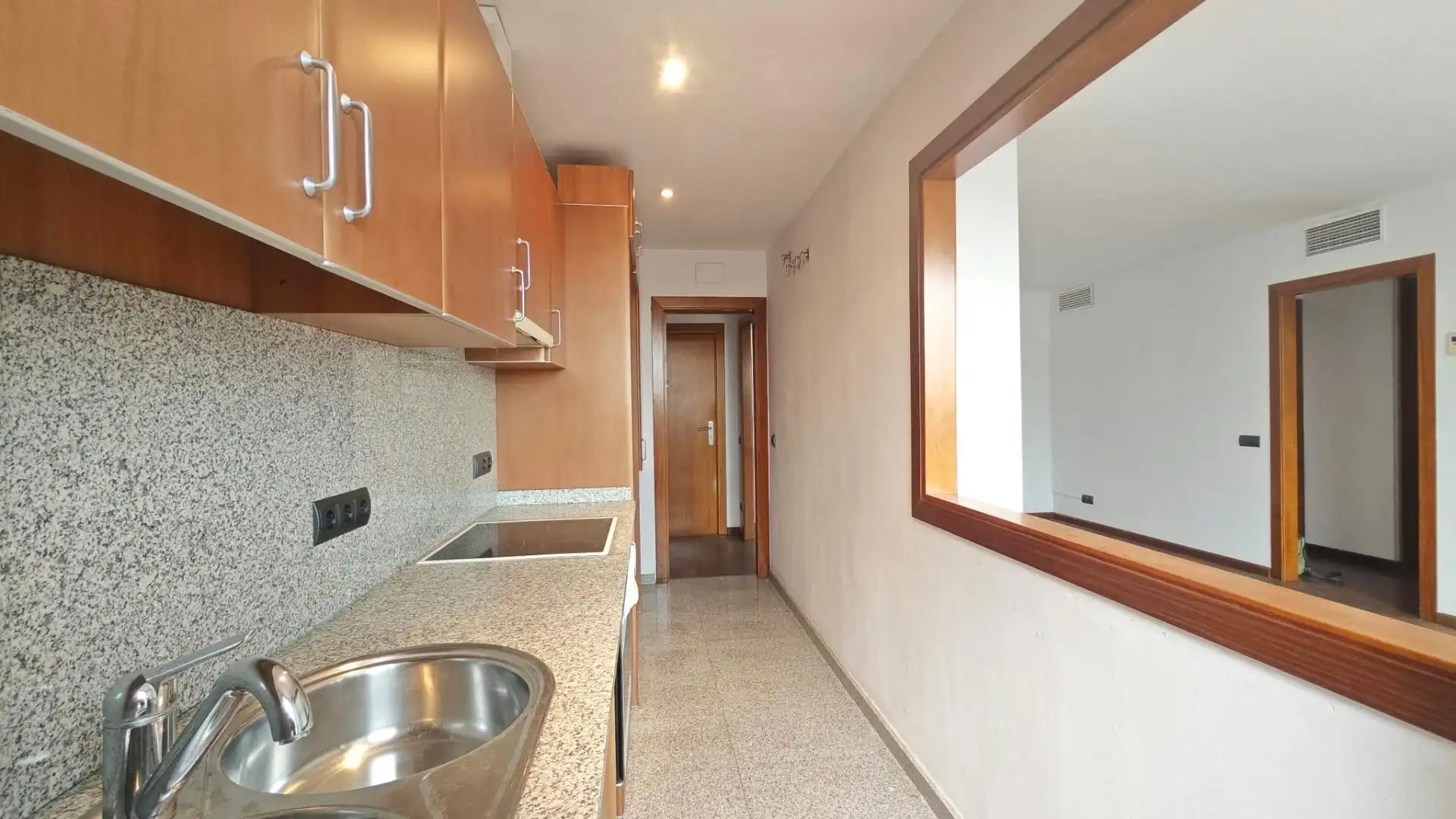 Kitchen of Flat for rent in Barri Antic