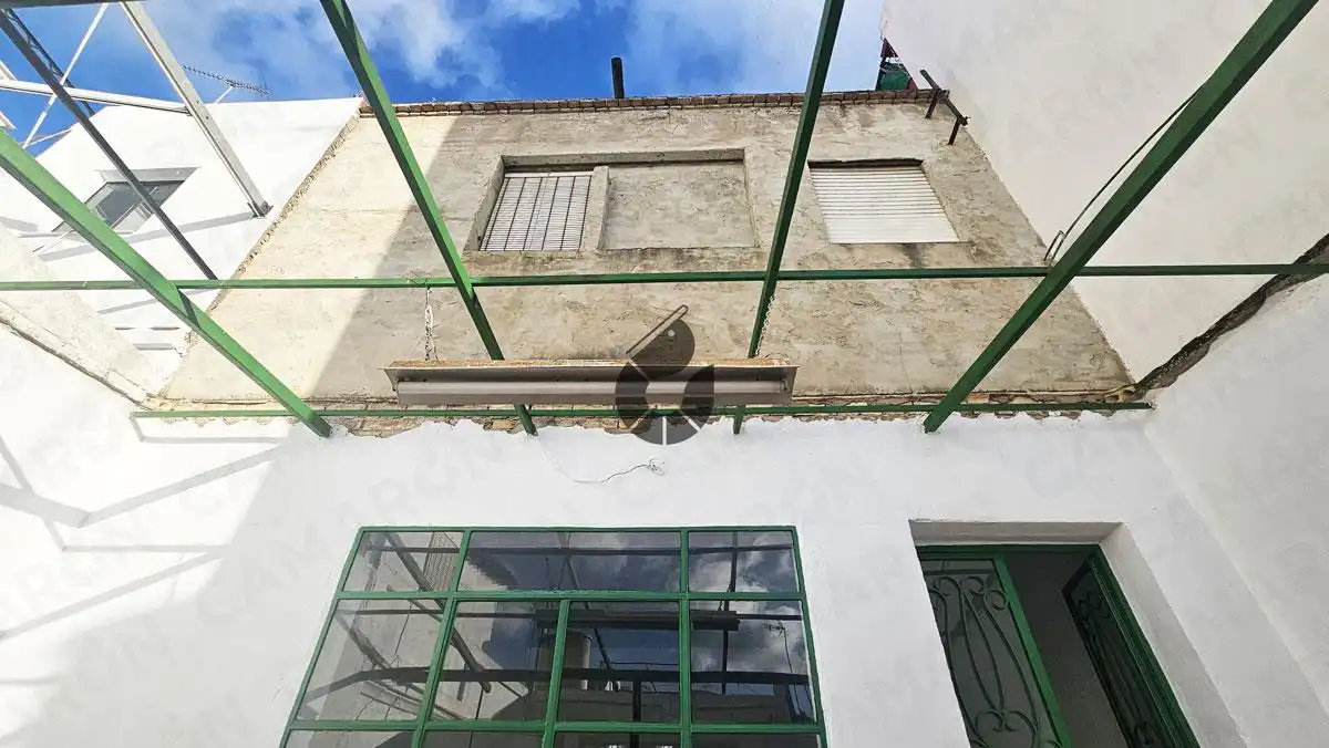 Vista exterior de Casa o xalet en venda en Coria del Río