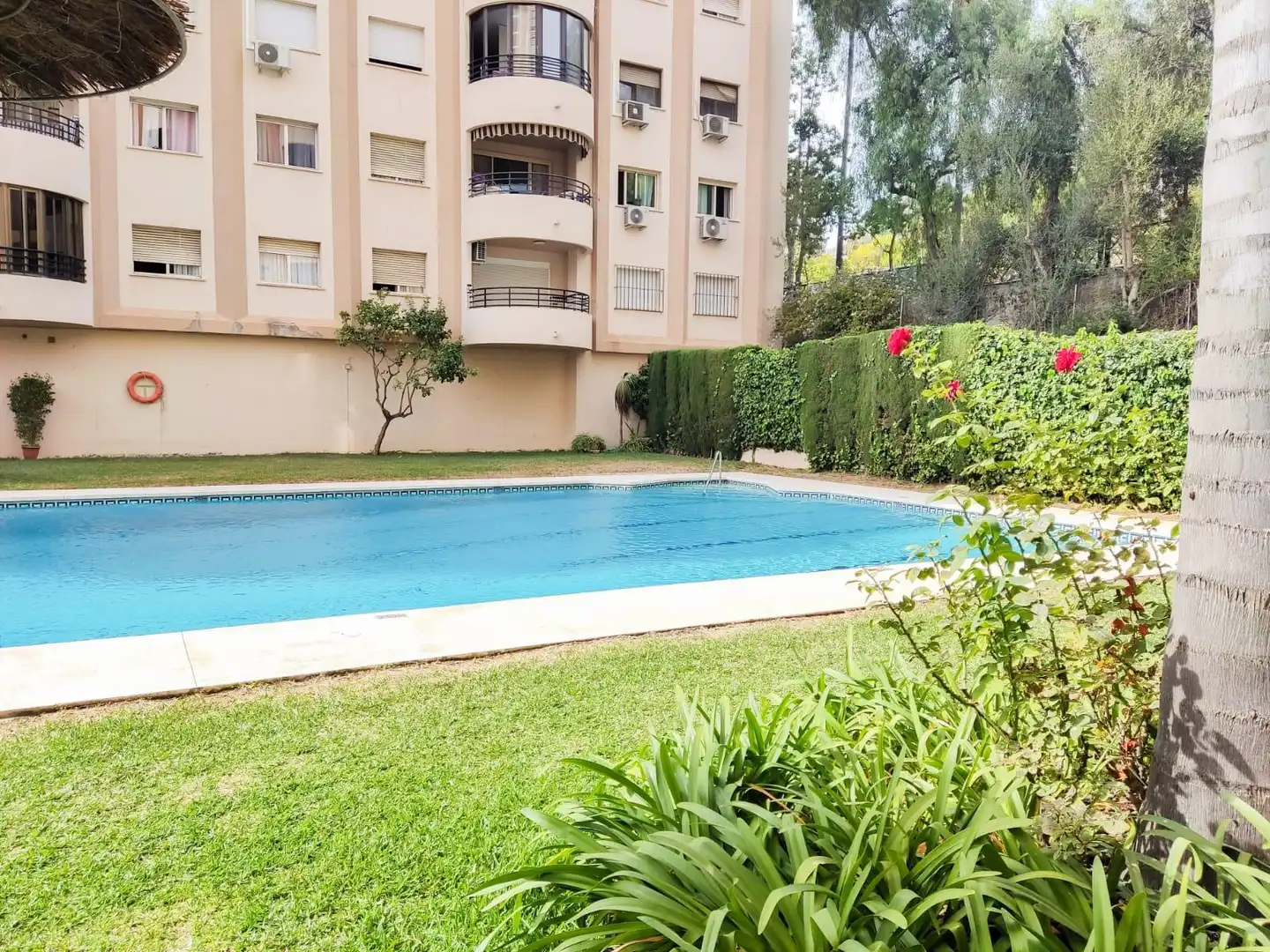 Apartment with pool for sale in Marbella Centro