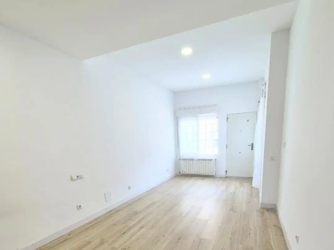 Habitación de Piso de alquiler en Alcobendas con Parquet