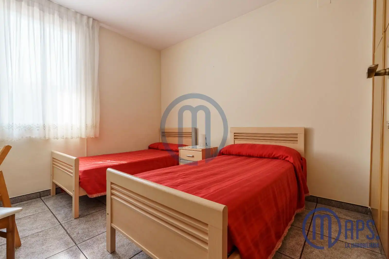 Dormitori de Casa o xalet en venda en Canovelles amb Calefacció, Terrassa i TV