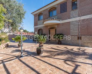 Vista exterior de Casa o xalet en venda en Náquera amb Aire condicionat, Calefacció i Jardí privat
