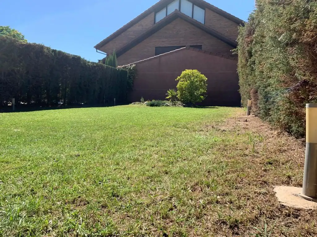 Casa o chalet de alquiler en Villanueva de Gállego con Aire acondicionado, Calefacción y Jardín privado