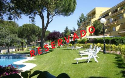 Jardí de Planta baixa en venda en Villaviciosa de Odón amb Aire condicionat i Terrassa
