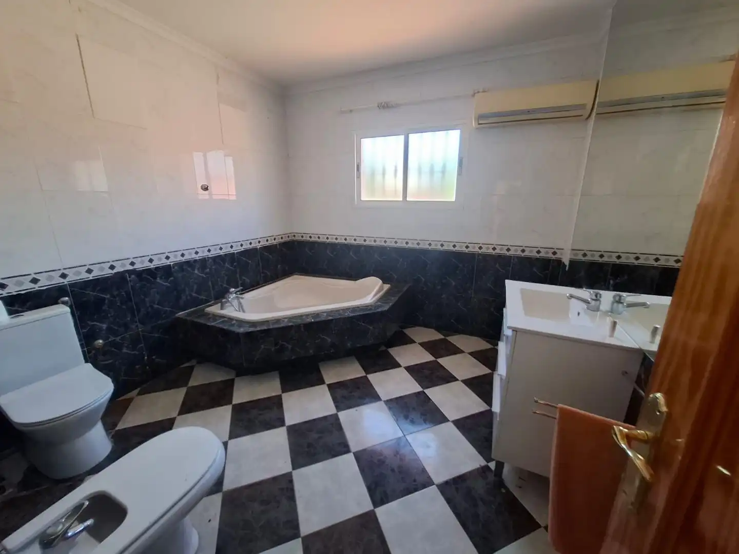 Casa con piscina en venta en Pinos de Alhaurín - Periferia, imagen 20