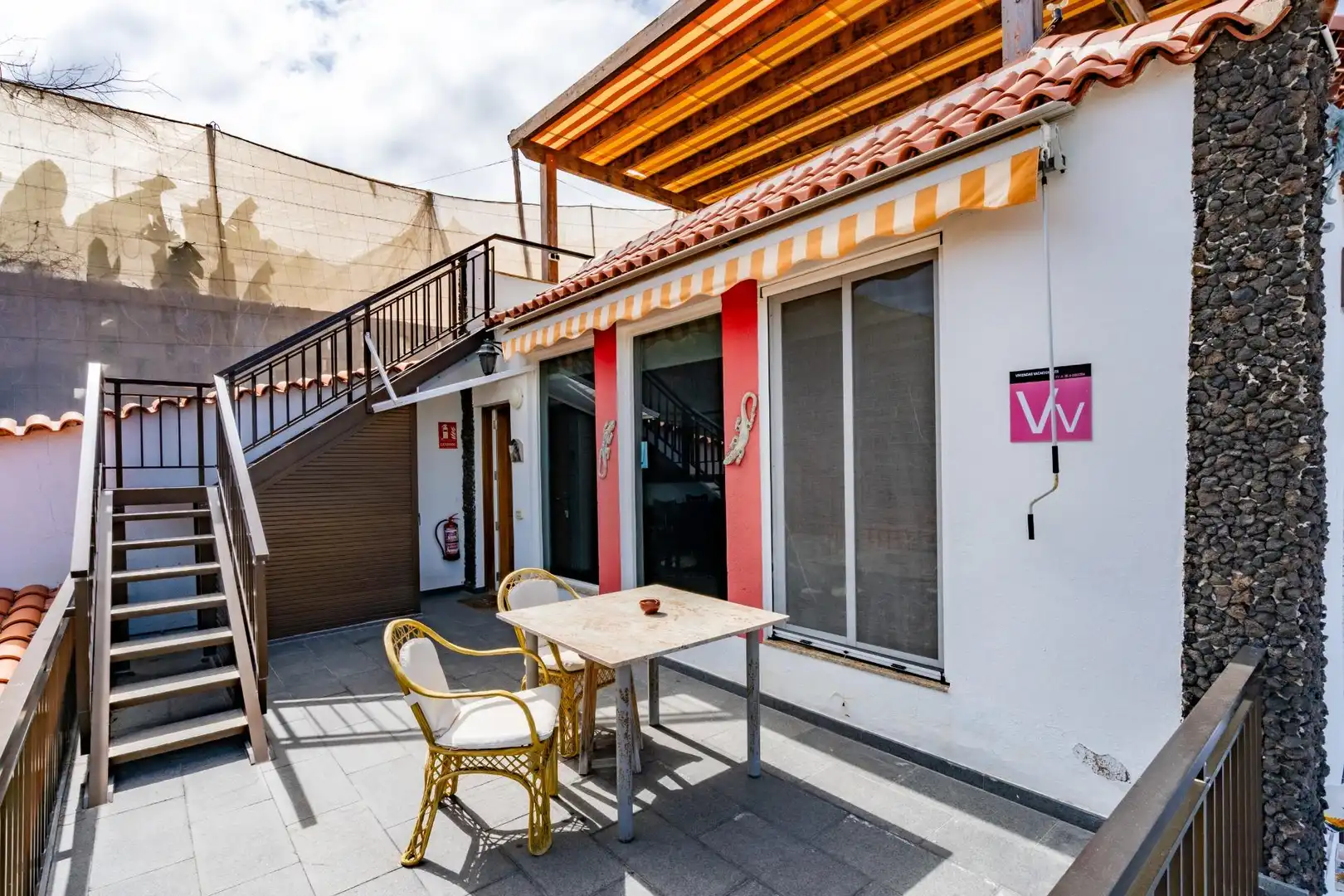 Terrassa de Casa o xalet en venda en Guía de Isora amb Aire condicionat, Jardí privat i Terrassa