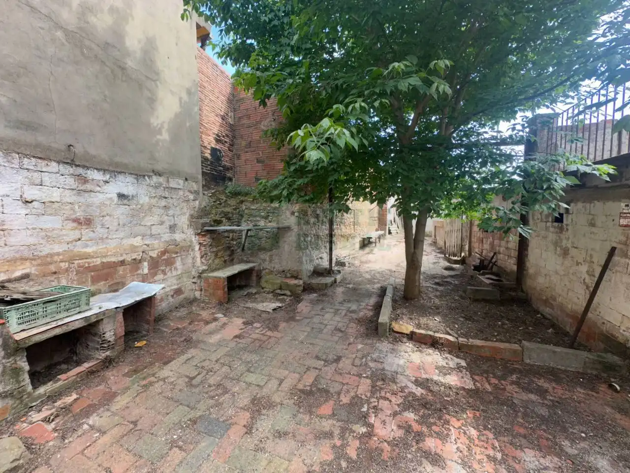 Country house zum Verkauf in La Bisbal d'Empordà mit Privatgarten